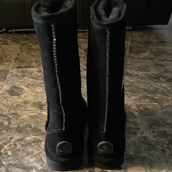 Bearpaw boots - Picture 1 of 4